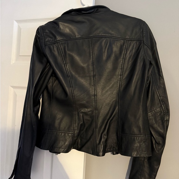 Danier Classic Black Leather Jacket - Picture 3 of 4